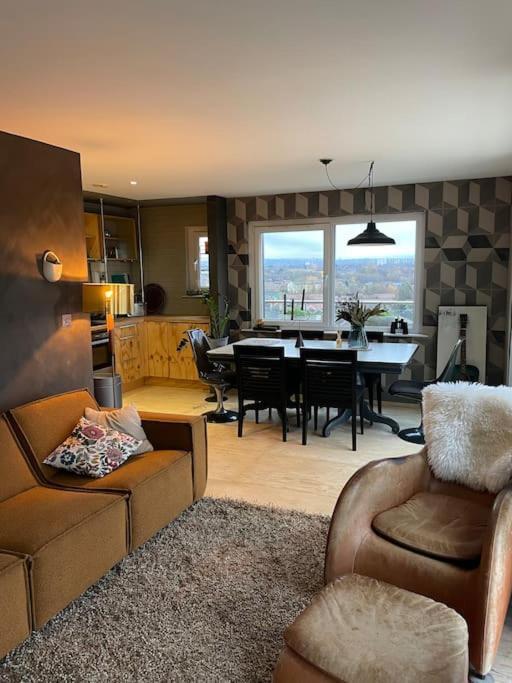 3 Bedroom Penthouse Apartment Манчестър Екстериор снимка